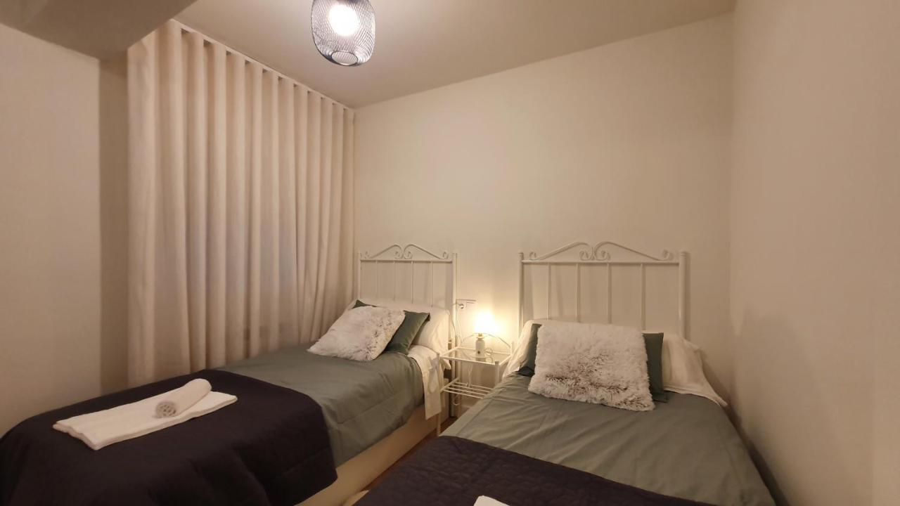 Auditorio Vicele - 2 Hab Y Sofa-Cama - Wifi - Vut-3692-As Oviedo Luaran gambar