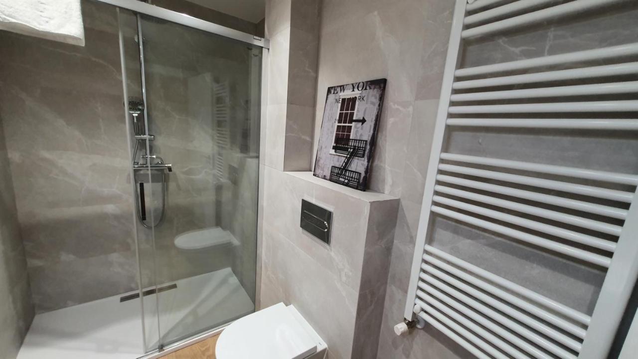 Auditorio Vicele - 2 Hab Y Sofa-Cama - Wifi - Vut-3692-As Oviedo Luaran gambar