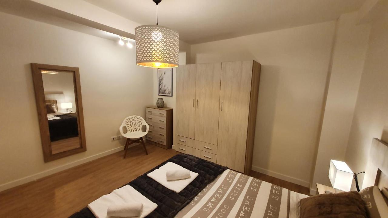 Auditorio Vicele - 2 Hab Y Sofa-Cama - Wifi - Vut-3692-As Oviedo Luaran gambar